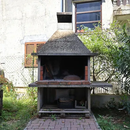 Bluebell With Private Parking Apartment *