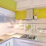 Bluebell With Private Parking Apartment *